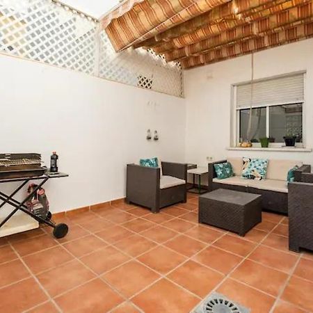 マラガPrecioso Apartamento Con Patioアパートメント エクステリア 写真